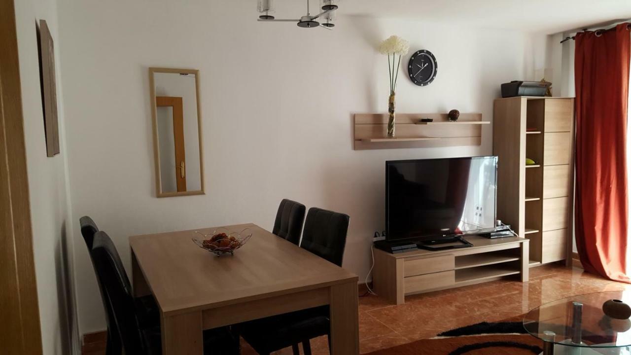Appartement Avec Piscine 산비센테델라스페그 외부 사진