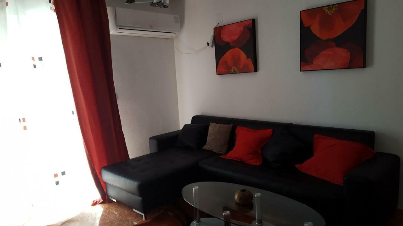 Appartement Avec Piscine 산비센테델라스페그 외부 사진